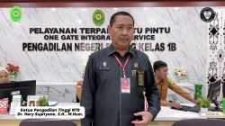 MENGIKUTI KEGIATAN PEMBUKAAN DAN SELEKSI TURNAMEN FUTSAL PENGADILAN SE-PULAU LOMBOK