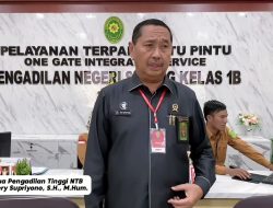 MENGIKUTI KEGIATAN PEMBUKAAN DAN SELEKSI TURNAMEN FUTSAL PENGADILAN SE-PULAU LOMBOK