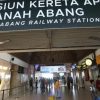 mengalami perubahan KRL di Stasiun Tanah Abang: Meningkatkan Kenyamanan dan Keselamatan Penumpang